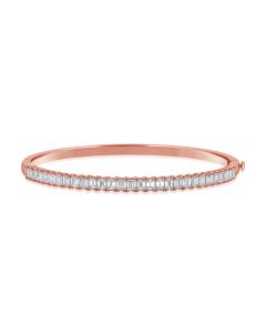 2.94CT EMERALD SHAPE DIAMOND BANGLE