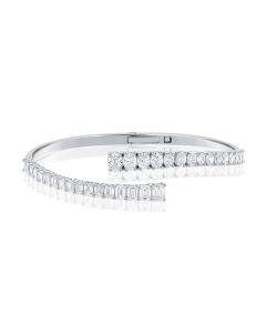 4.47CT OVAL SHAPE AND EMERALD SHAPE DIAMOND CUFF BRACELET