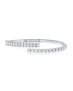 4.01CT EMERALD AND ROUND SHAPE DIAMOND CUFF BANGLE