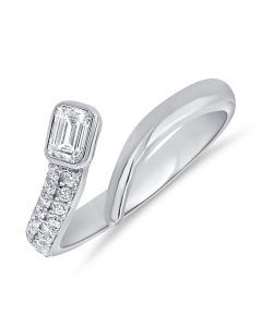 0.48CT EMERALD SHAPE AND ROUND DIAMOND WRAP RING