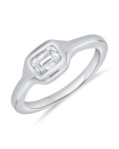 0.32CT EMERALD SHAPE DIAMOND BEZEL SOLITAIRE RING