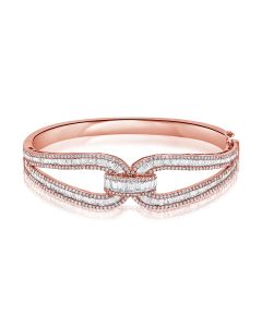 4.08CT  BAGUETTES AND ROUND DIAMOND BANGLE