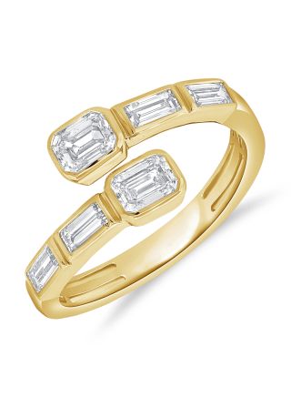 1.08CT EMERALD SHAPE AND BAGUETTE DIAMOND BEZEL SET WRAP RING