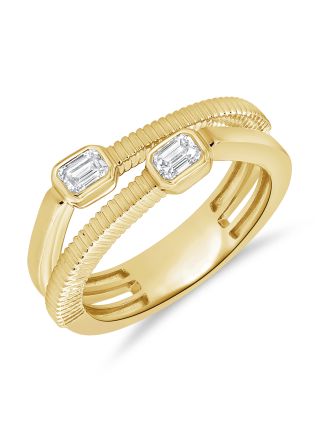 0.32CT EMERALD SHAPE DIAMOND BEZEL SET RING