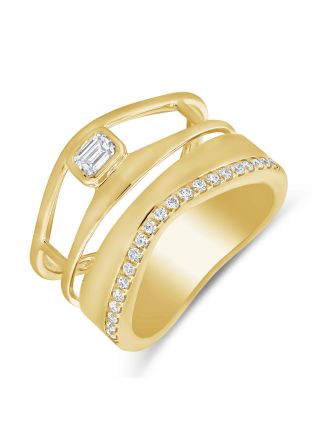 0.32CT EMERALD SHAPE AND ROUND DIAMOND RING