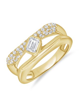 0.86CT EMERALD SHAPE AND ROUND DIAMOND BEZEL SET RING