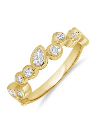 0.67CT PEAR SHAPE AND ROUND DIAMOND BEZEL SET RING