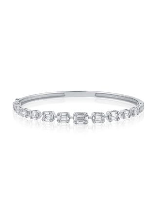 1.57CT BAGUETTES AND ROUND DIAMOND BANGLE